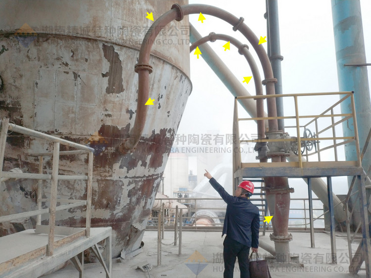 湖南尊龙凯时人生就是搏特特种陶瓷有限公司回访客户并查看耐磨陶瓷管路现场运行情况
